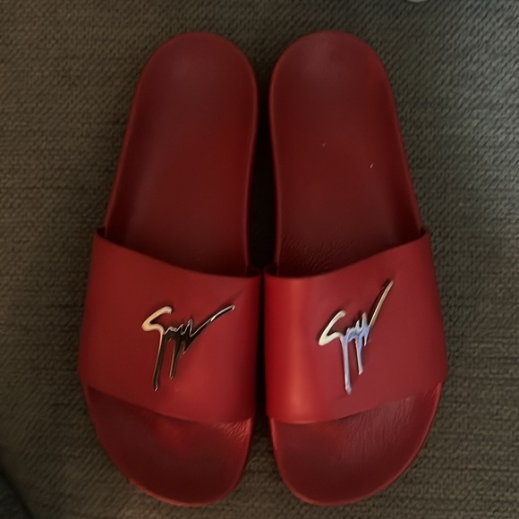 Red Giuseppe Zanotti slides size 45 /10 1/2 - Picture 2 of 4